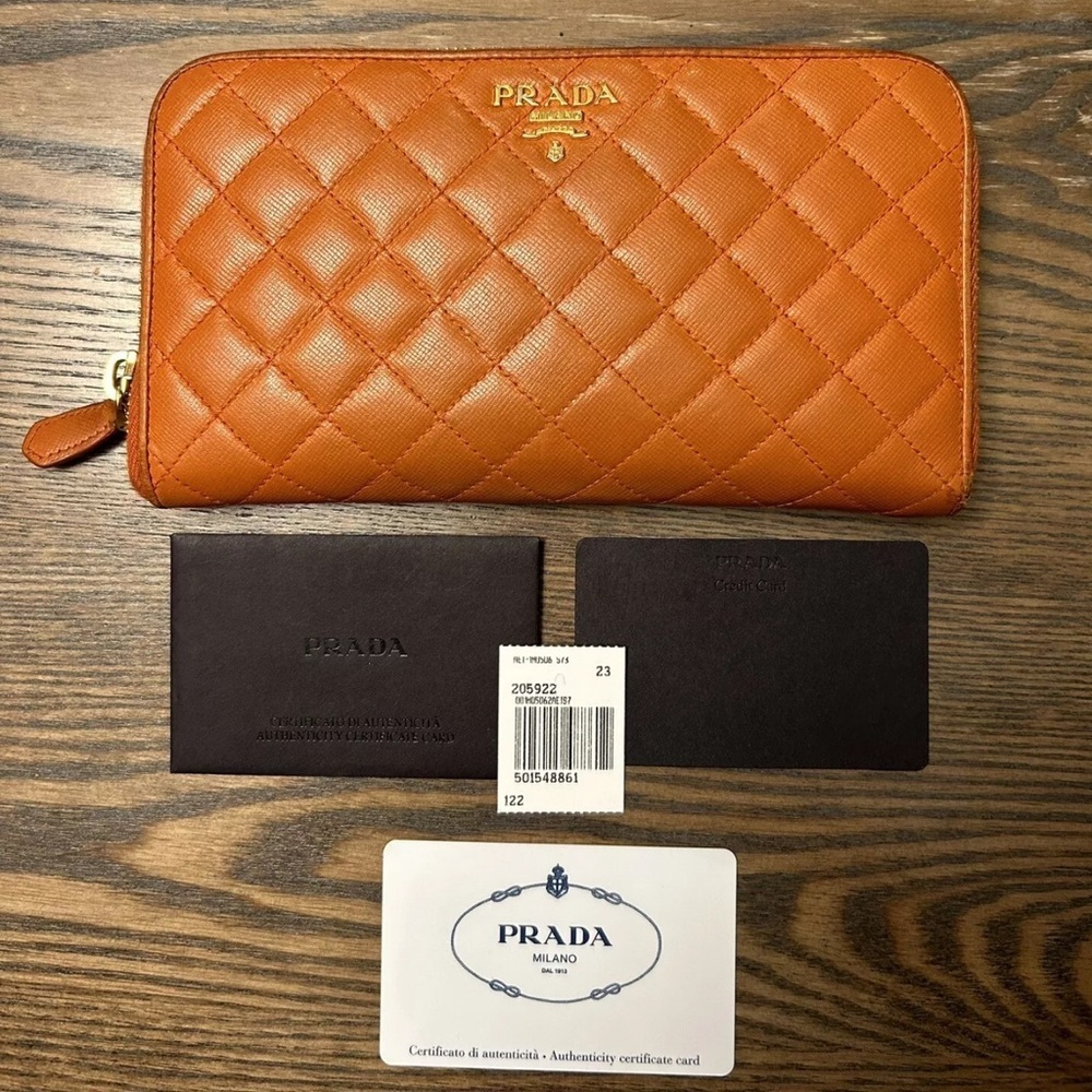 PRADA Saffiano Quilts- Quilted Leather Zippy Wallet- Papaya- Authentic 1M0506